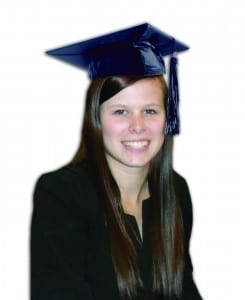 Sarah_0700_gradhat (2)